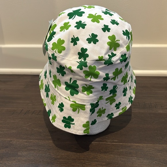 Celebrate It St. Patricks Day reversible Bucket Hat, cotton canvas - Picture 5 of 9